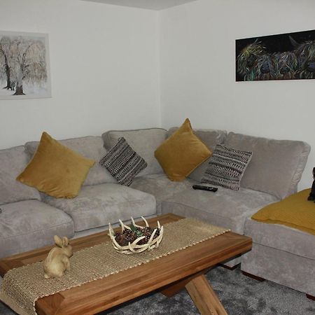 Ground Floor Apartment Монтроуз Екстериор снимка
