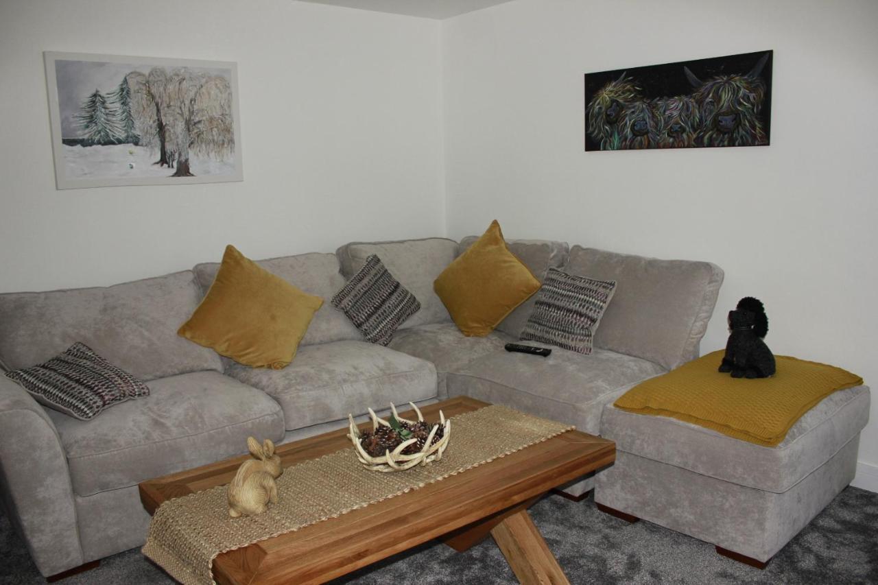 Ground Floor Apartment Монтроуз Екстериор снимка