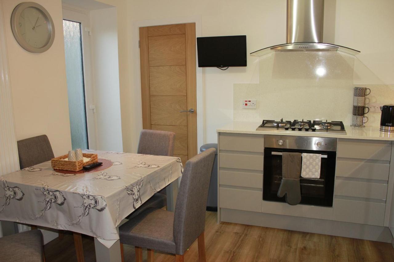 Ground Floor Apartment Монтроуз Екстериор снимка