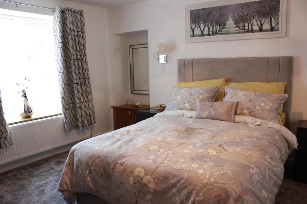 Ground Floor Apartment Монтроуз Екстериор снимка