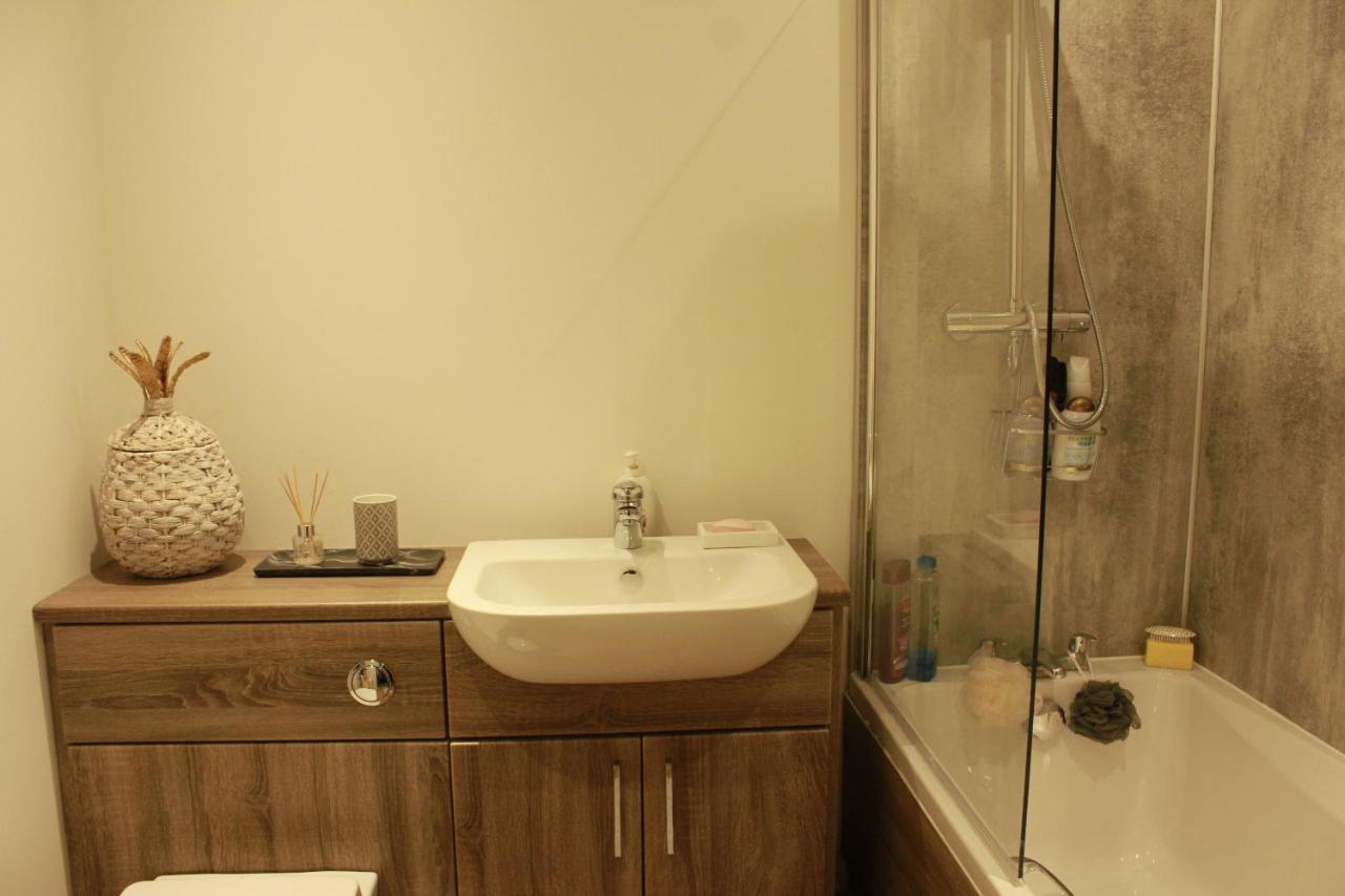 Ground Floor Apartment Монтроуз Екстериор снимка